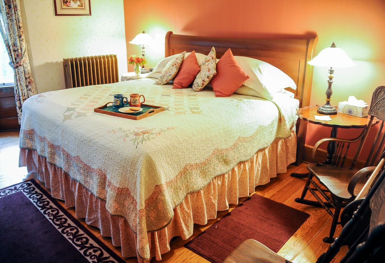 The White Oak Inn Zuck 外观 照片