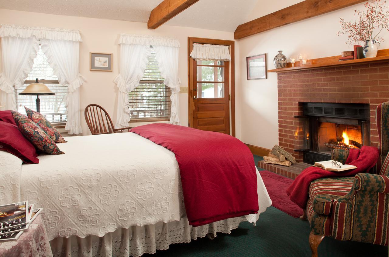 The White Oak Inn Zuck 外观 照片